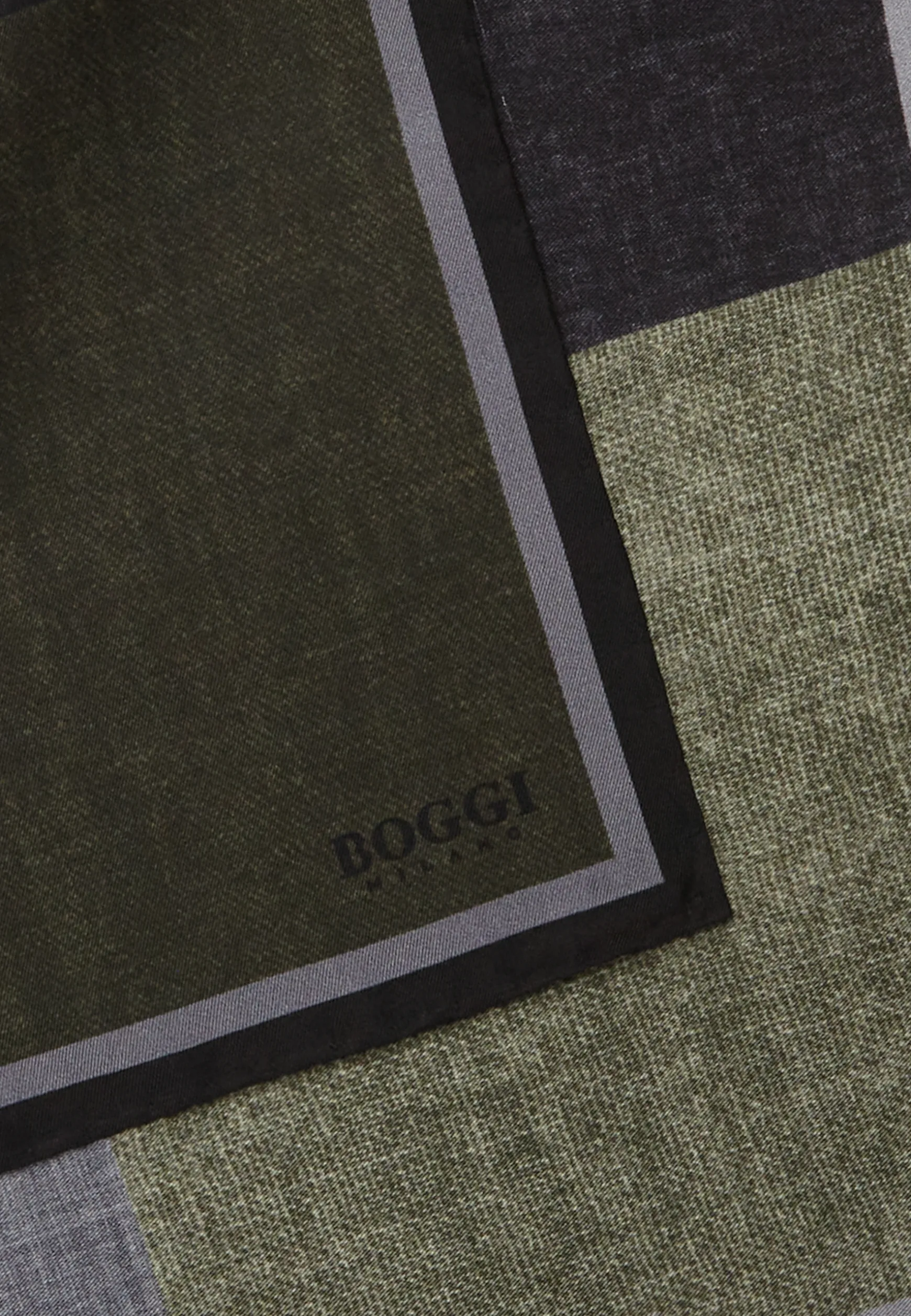 Colour Block Silk Pocket Square|Boggi Milano Discount